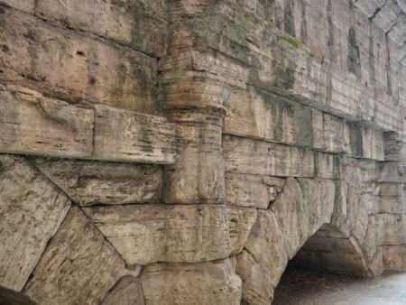 Guided tour of the Aqua Virgo Aqueduct in Rome