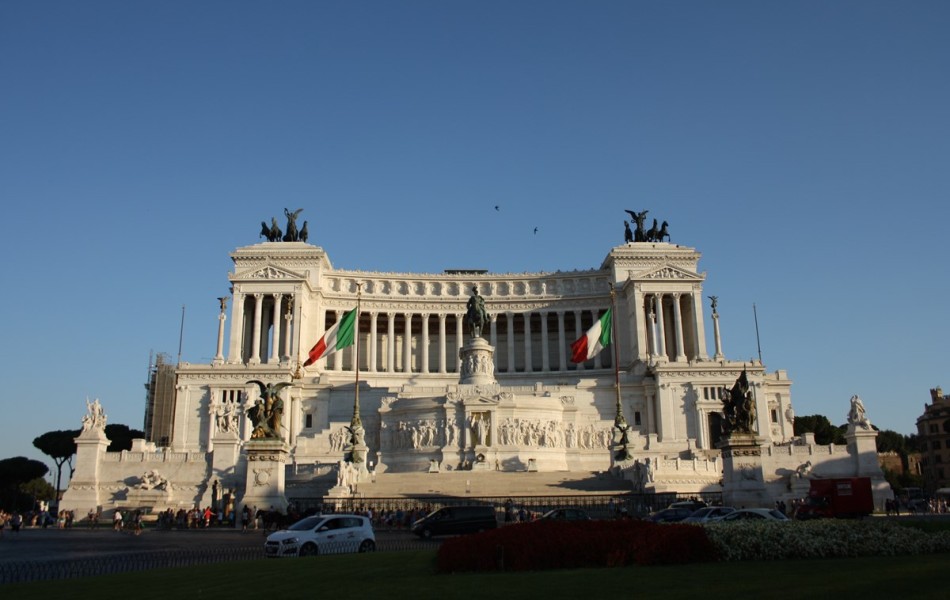 Piazza Venezia: the best things to see in the heart of Rome