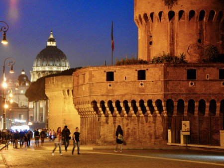 Rome at Night Tour: Death Penalty and Ghosts Stories in the City of Churches