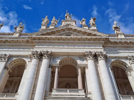 Private Tour by Car of the Major Christians Basilicas in Rome: faith and history