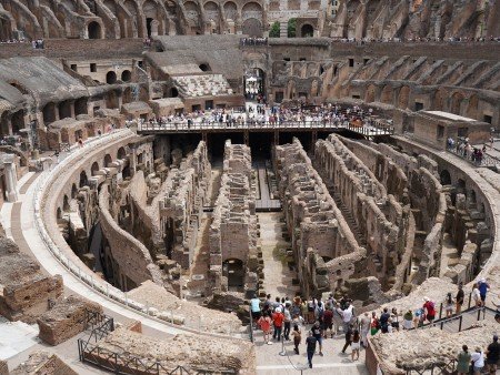 Skip the line Colosseum Tour with Undergrounds: discover gladiators' games